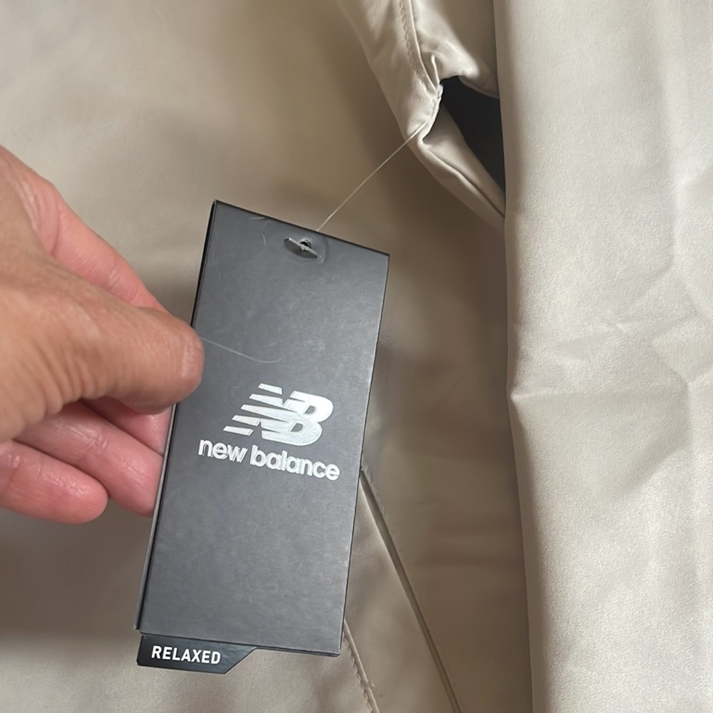 New Balance ivory workout zip jacket - Picture 2 of 8
